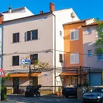 Studios Nina