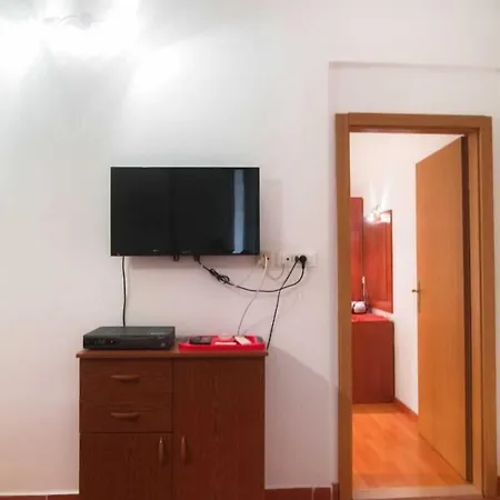 Nina Apartman