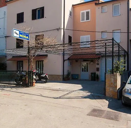 アパート Nina スプリト