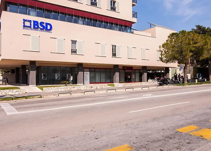 アパート Nina スプリト